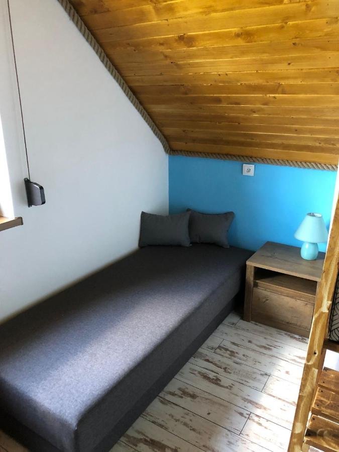 Pod Lasem Czarny Mlyn Exteriér fotografie