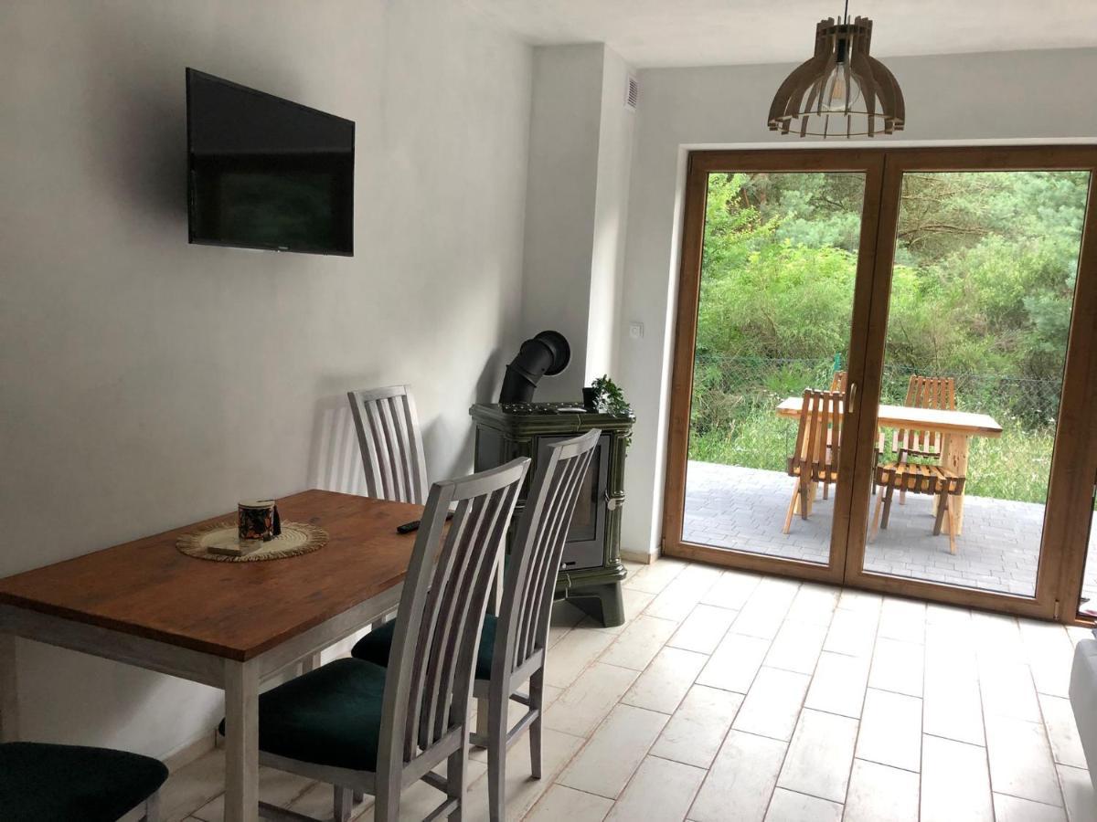 Pod Lasem Czarny Mlyn Exteriér fotografie